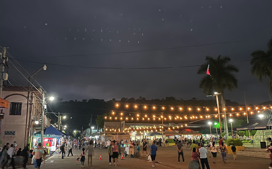 Mercadito Nocturno En Nahuizalco