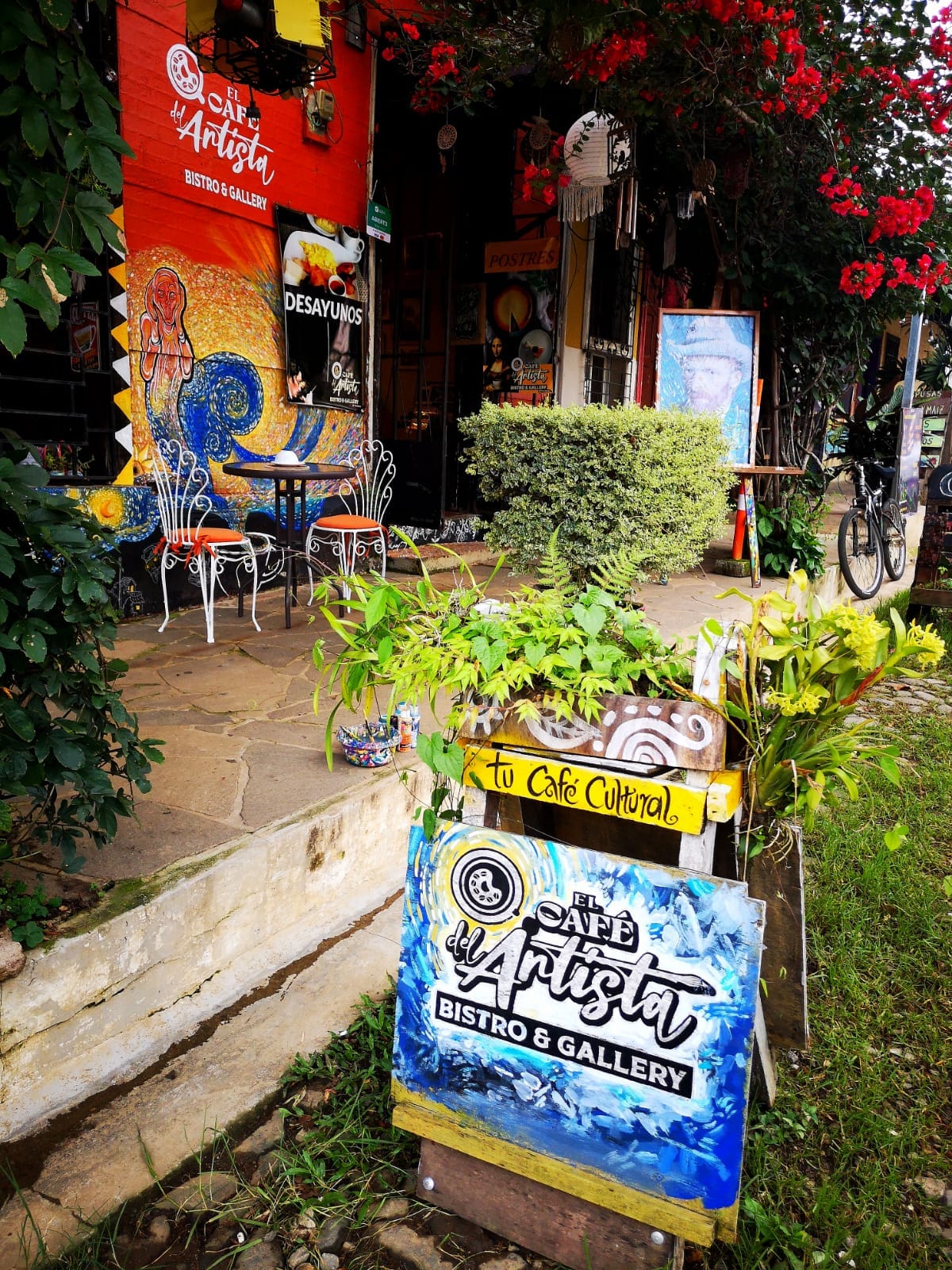 Exhibición de Arte Nannoia 